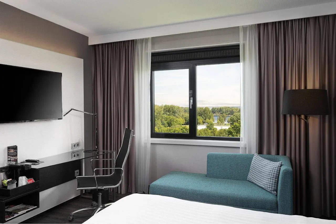 Courtyard By Marriott Amsterdam Airport Hotel Hoofddorp 4*,