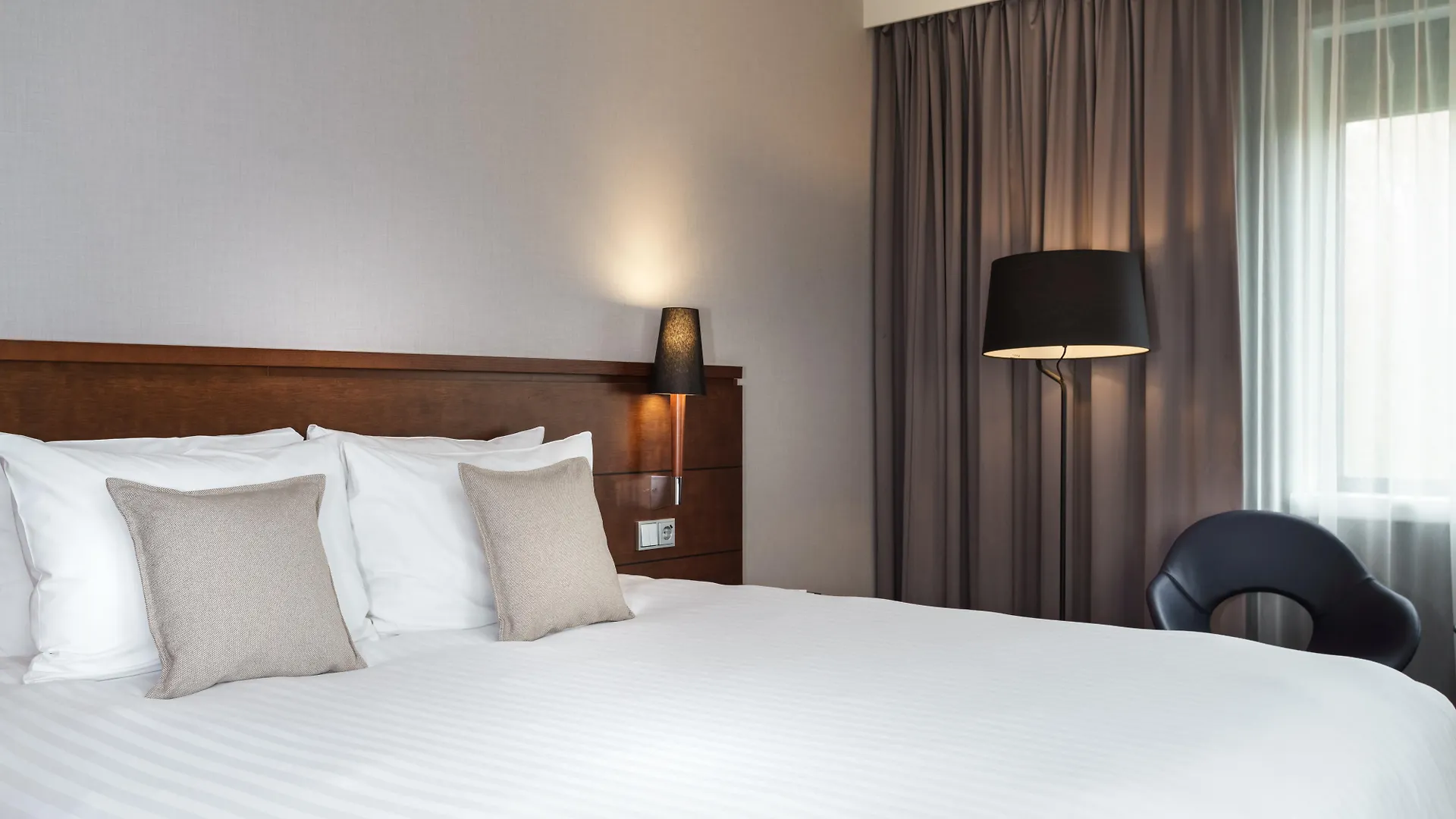 Hotel Courtyard By Marriott Amsterdam Airport Hoofddorp