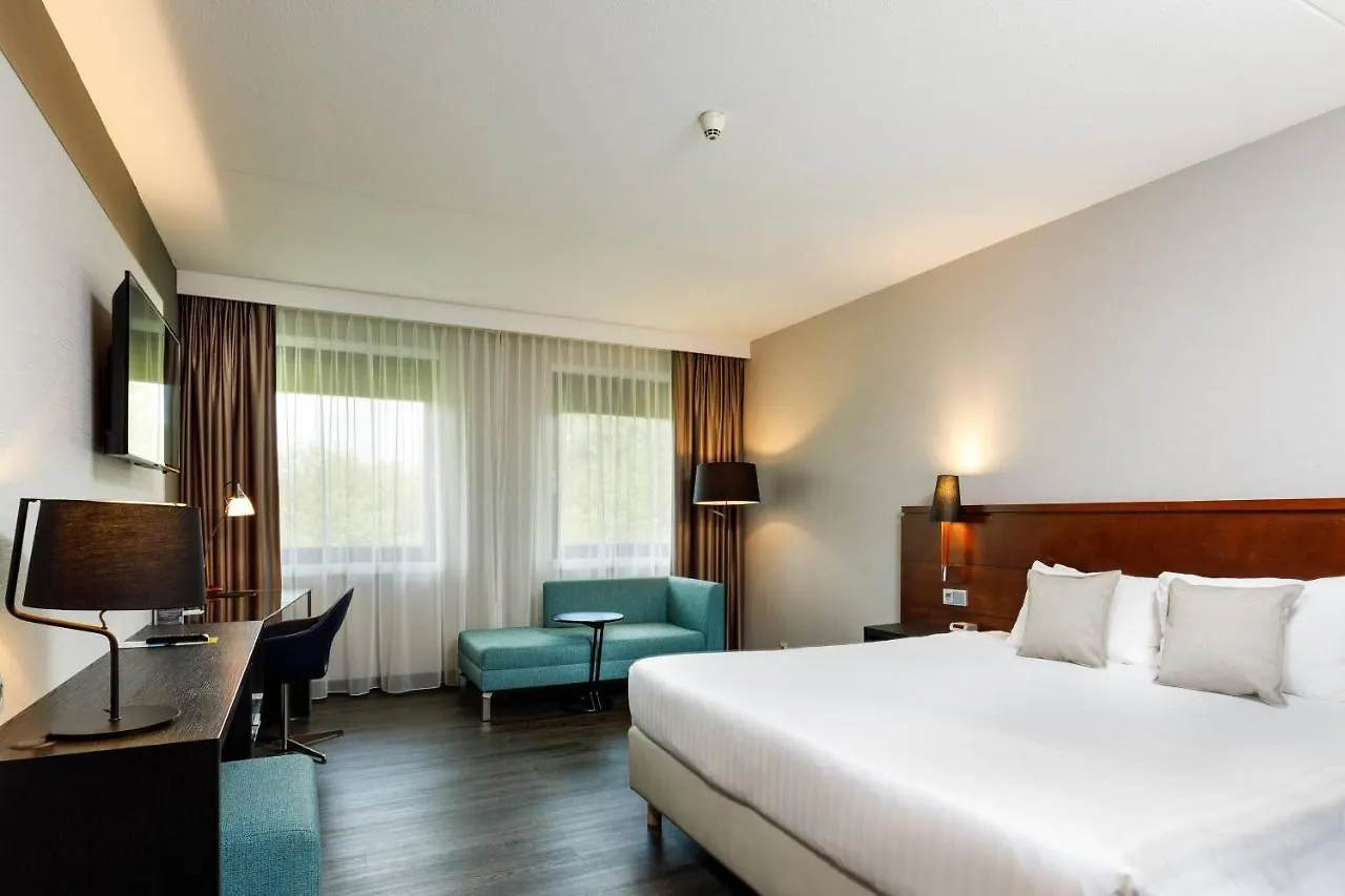 Hotel Courtyard By Marriott Amsterdam Airport Hoofddorp 4*,