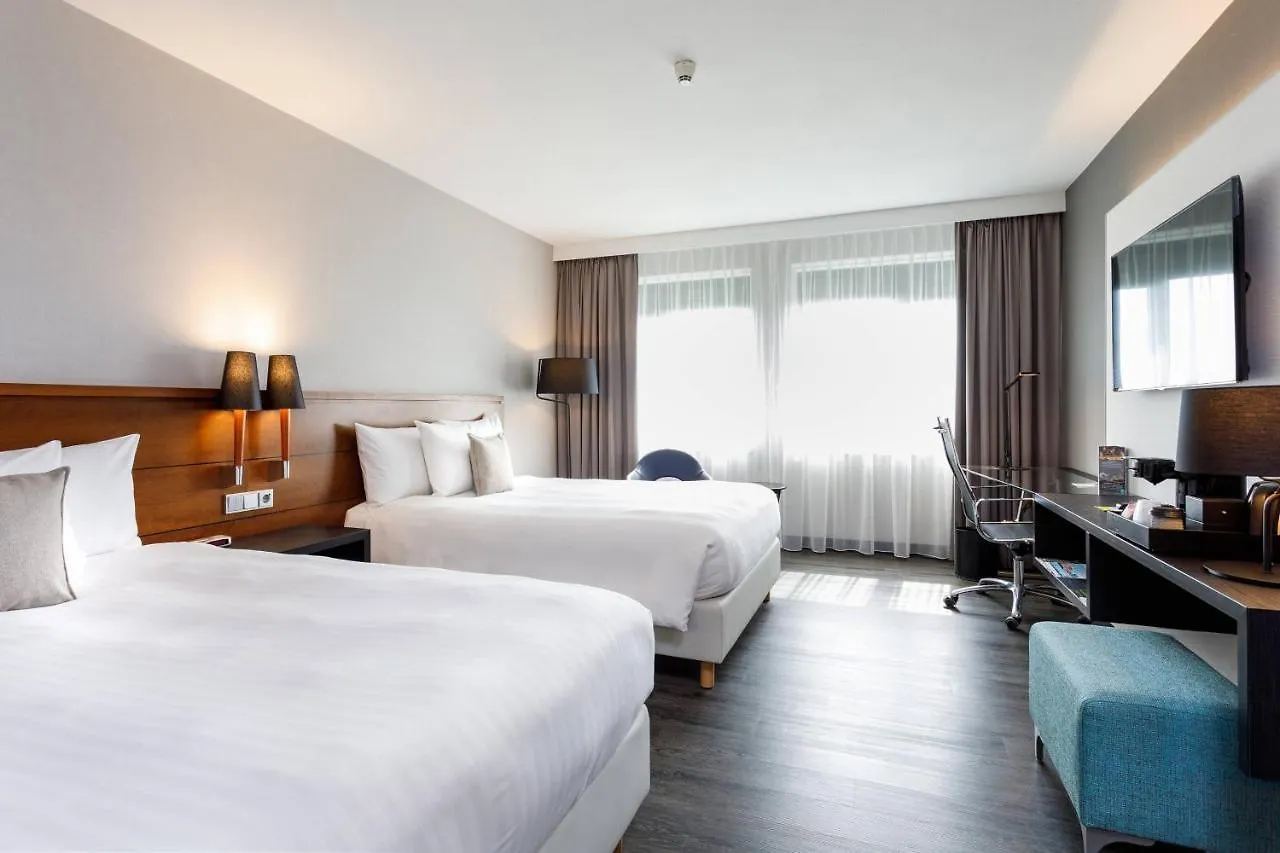 Hotel Courtyard By Marriott Amsterdam Airport Hoofddorp 4*,